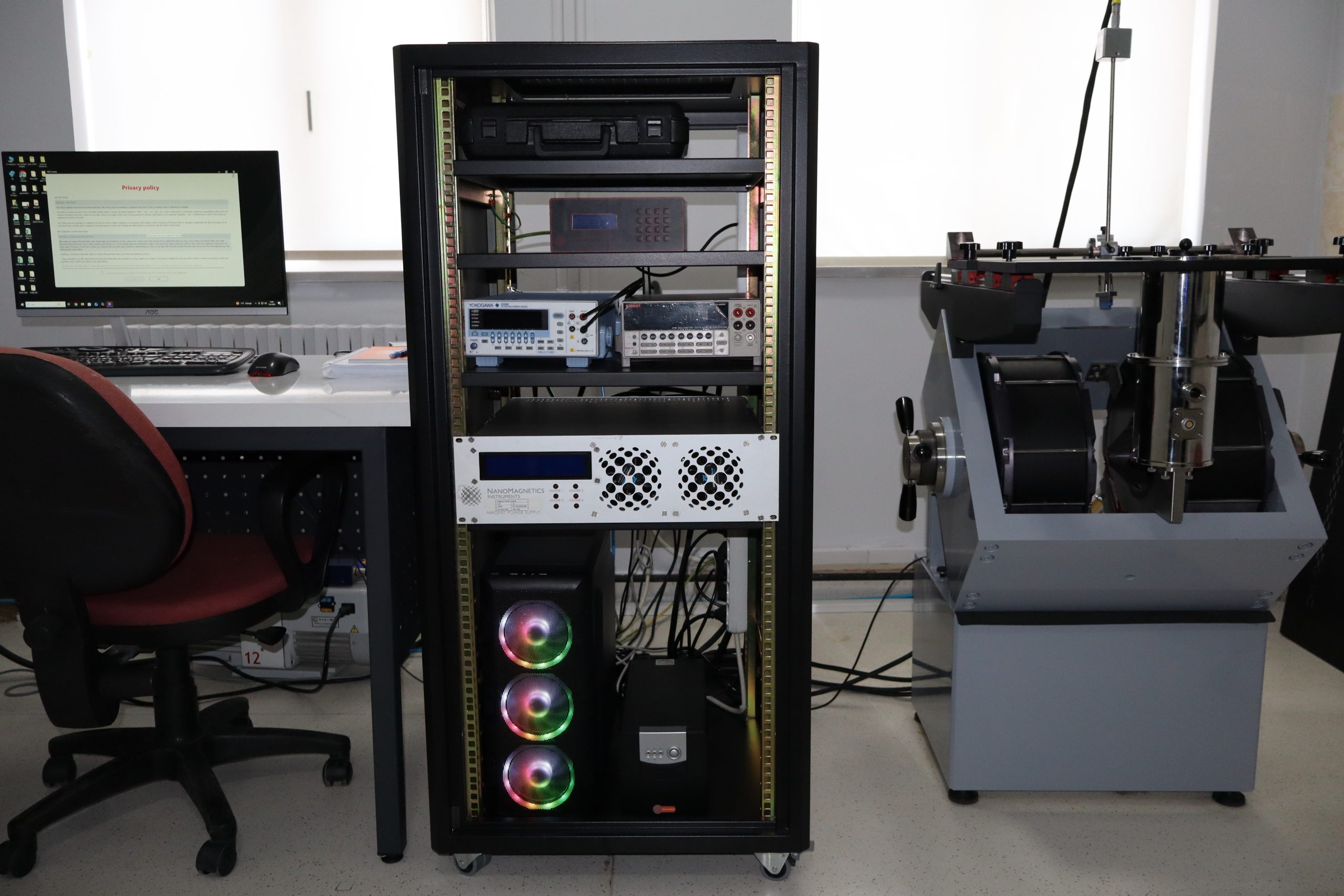 Hall Effect Measurement System (HEMS, Electrical Characterization)