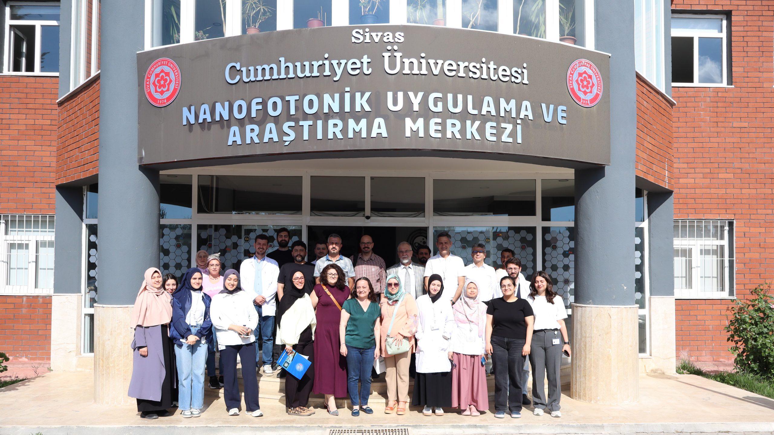 CÜNAM Bilimsel Etkinlikler Serisi kapsamında “İleri Malzeme ve Enerji Teknolojileri” başlıklı etkinliğimizi gerçekleştirdik.